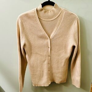 Casual Corner Annex Sweater Set Women’s Size Medium Petite Cream w Metallic Knit